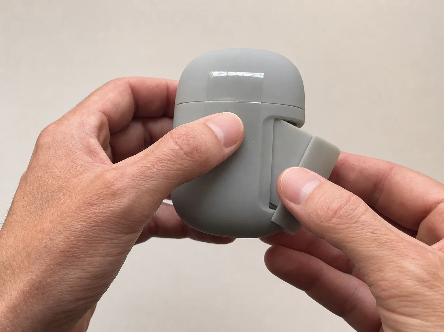 Handling model in the hand