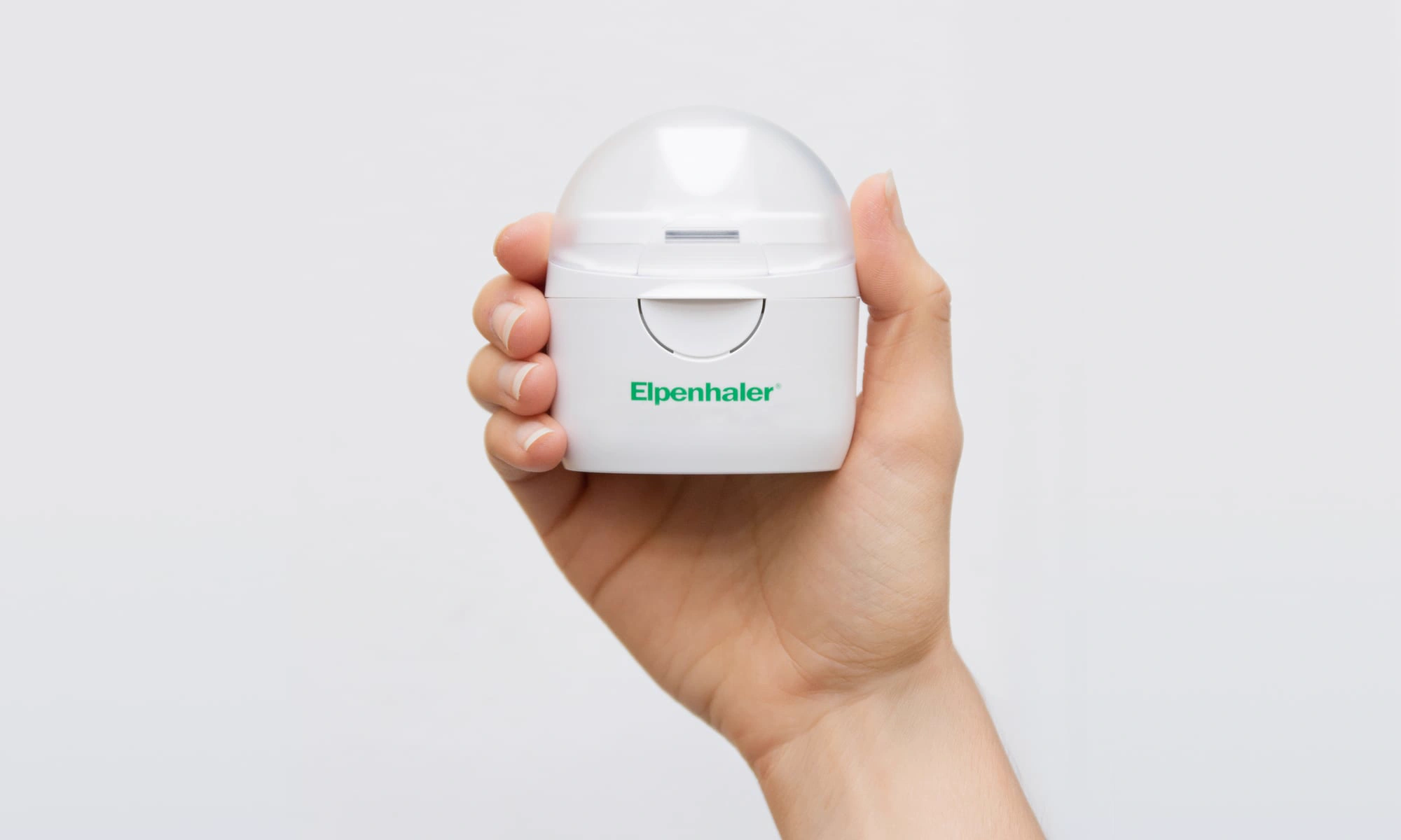 Hand holding the next-generation Elpenhaler